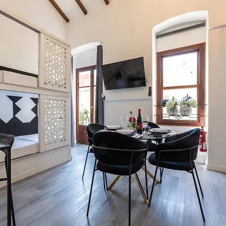 Evalia Apartman