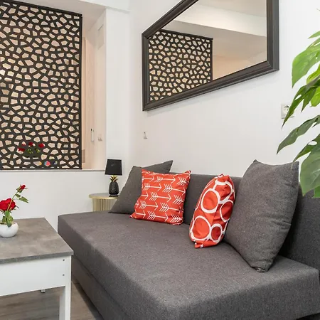 Evalia Apartman *